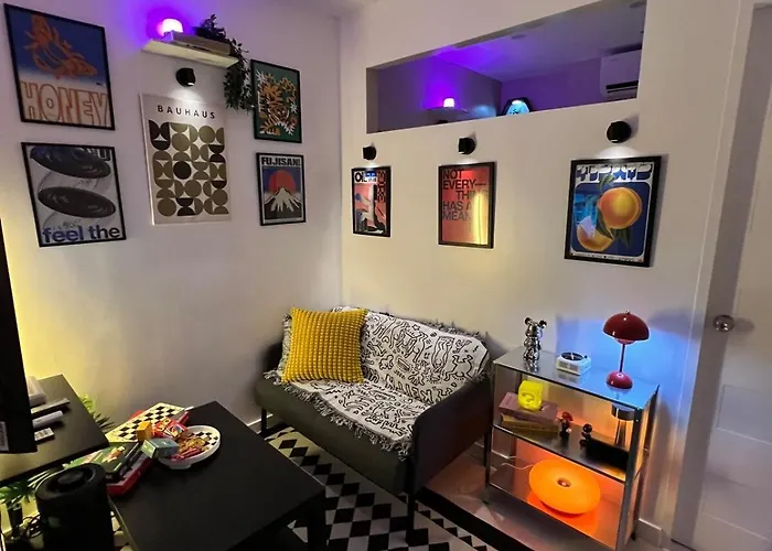 Staycation Haven With View Free Pool, Netflix, Wi-fi